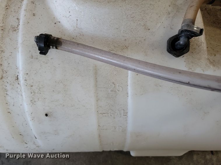 image for item LQ9167 (2) sprayers