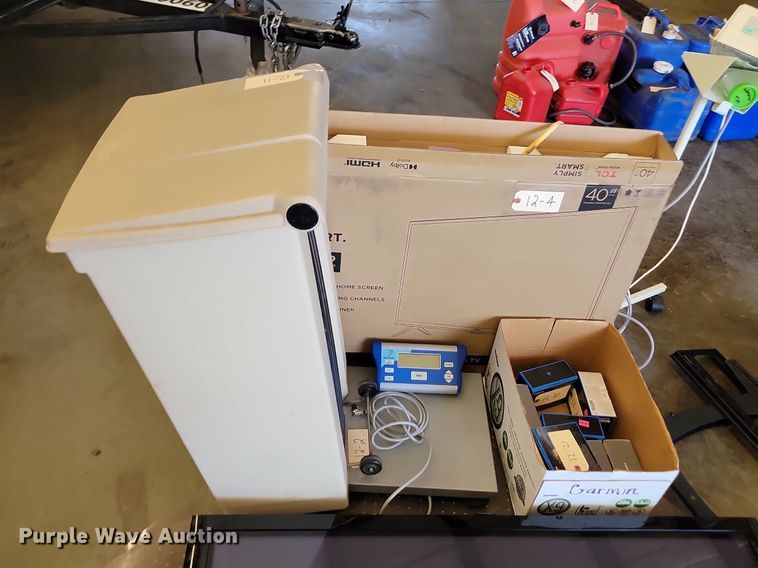 image for item LQ9168 Office supplies and equipment