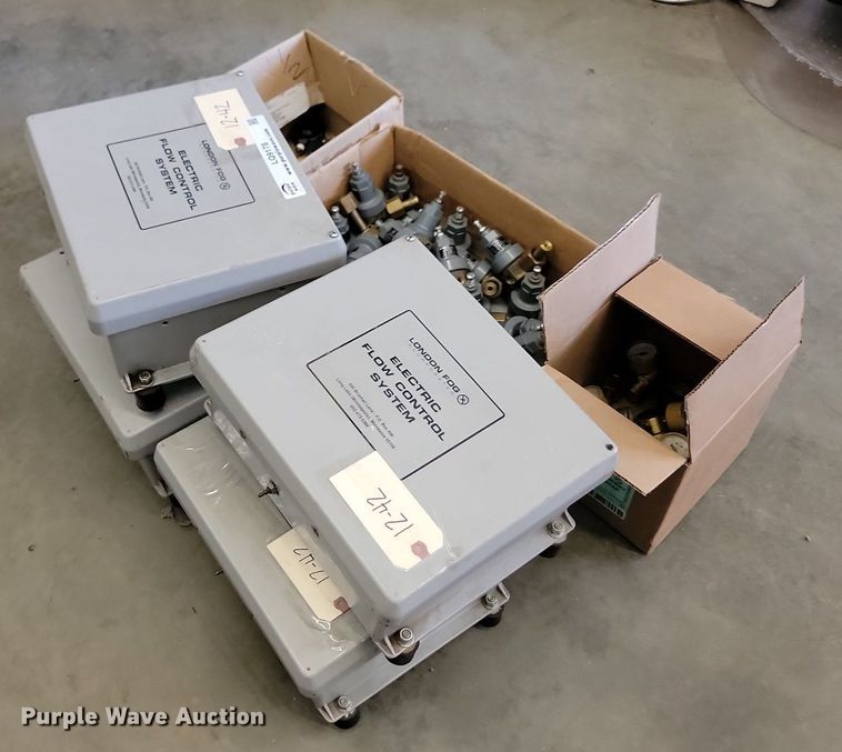 image for item LQ9178 (4) electric flow control housings