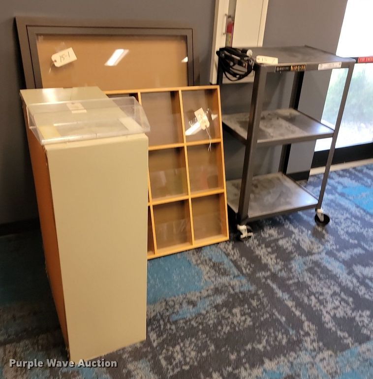 image for item LQ9179 Office supplies and equipment