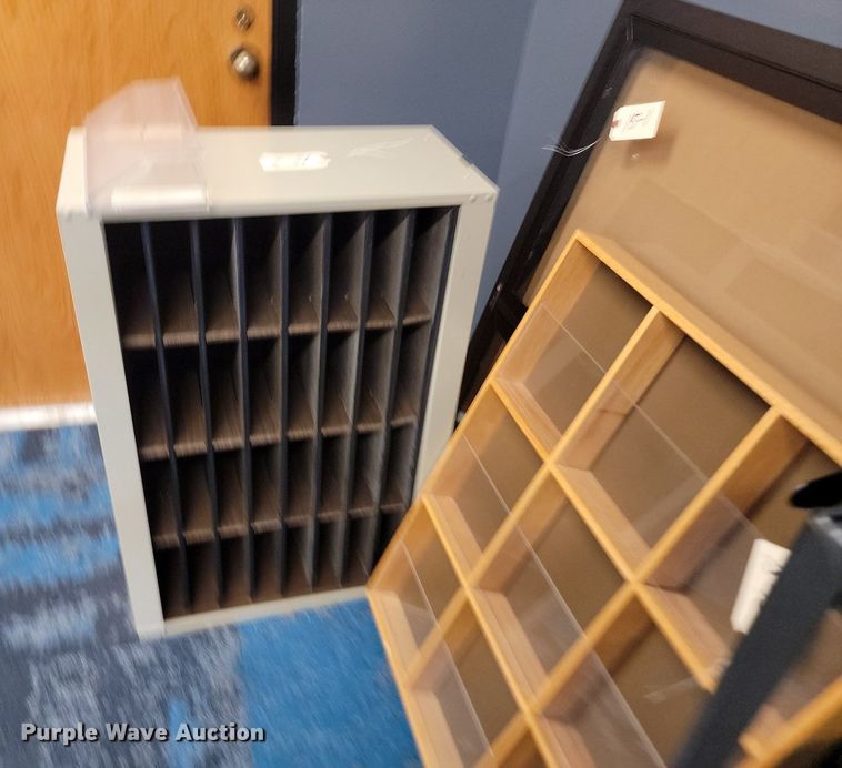 image for item LQ9179 Office supplies and equipment