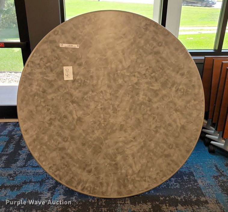 image for item LQ9180 5' diameter table