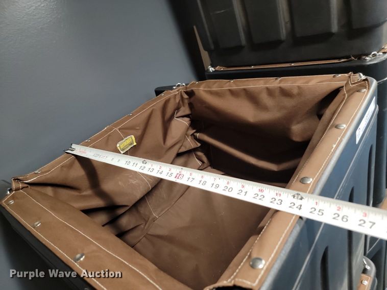 image for item LQ9181 (5) storage bins