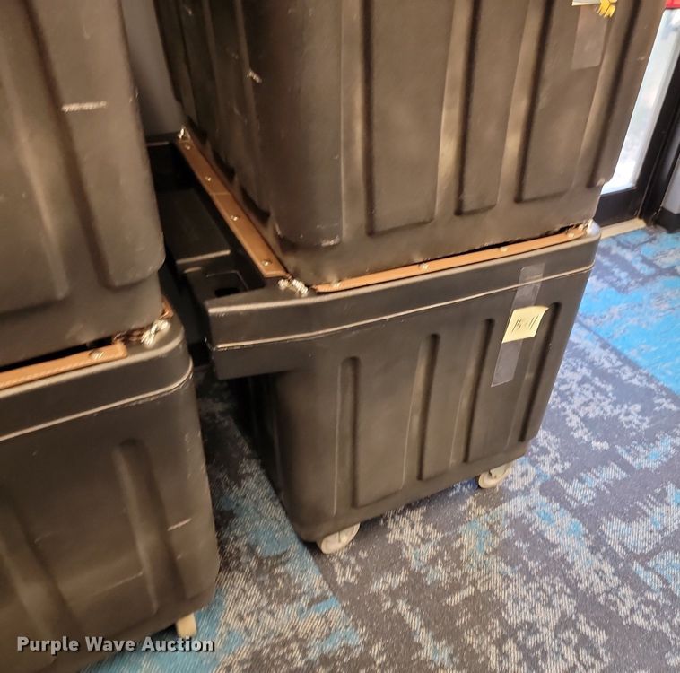 image for item LQ9181 (5) storage bins