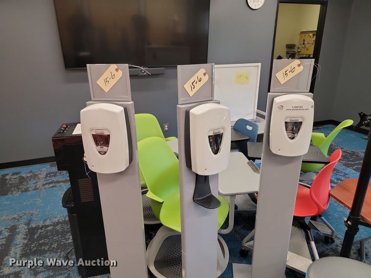 image for item LQ9183 Office supplies and equipment