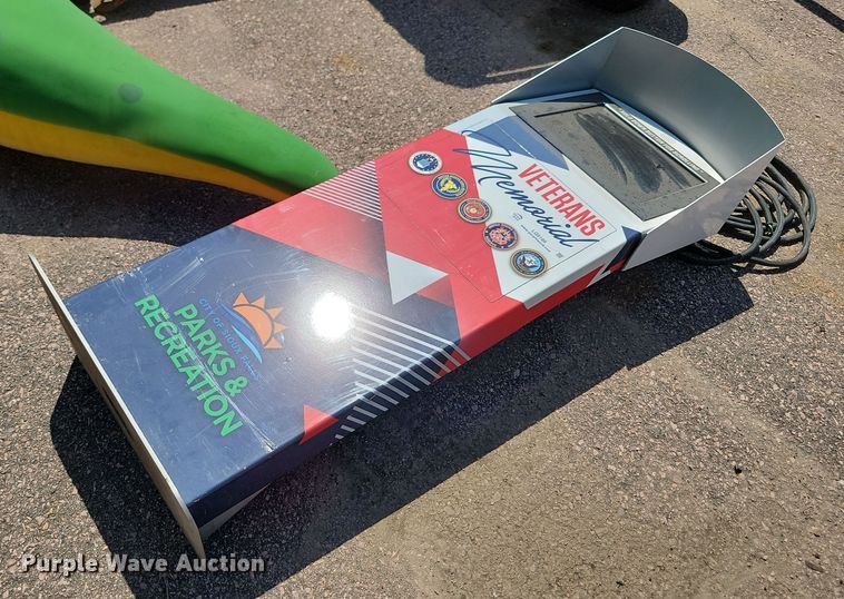 image for item LQ9186 Information kiosk