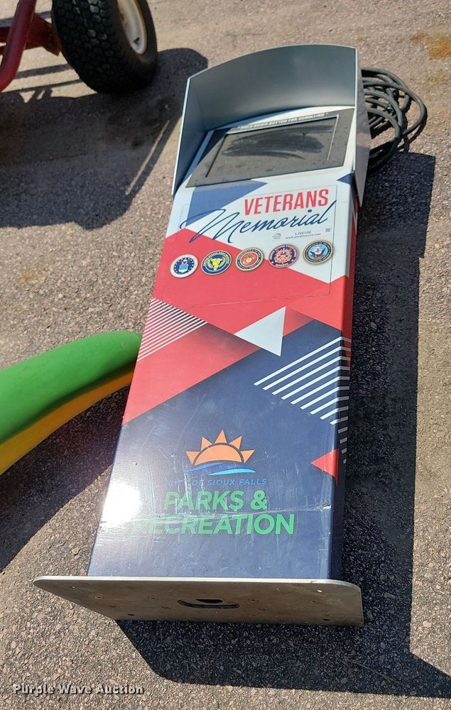 image for item LQ9186 Information kiosk