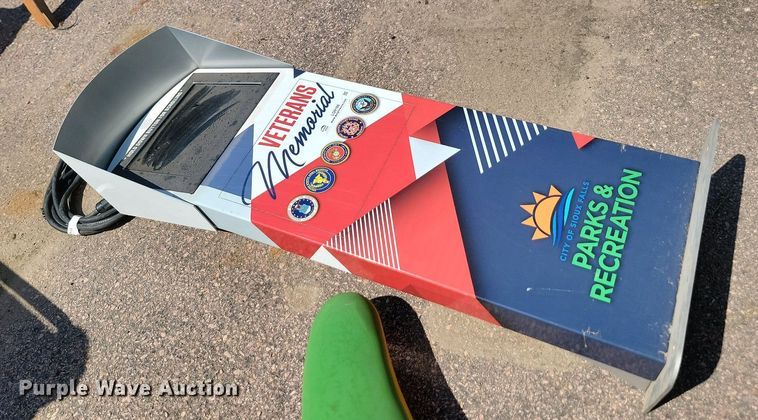 image for item LQ9186 Information kiosk