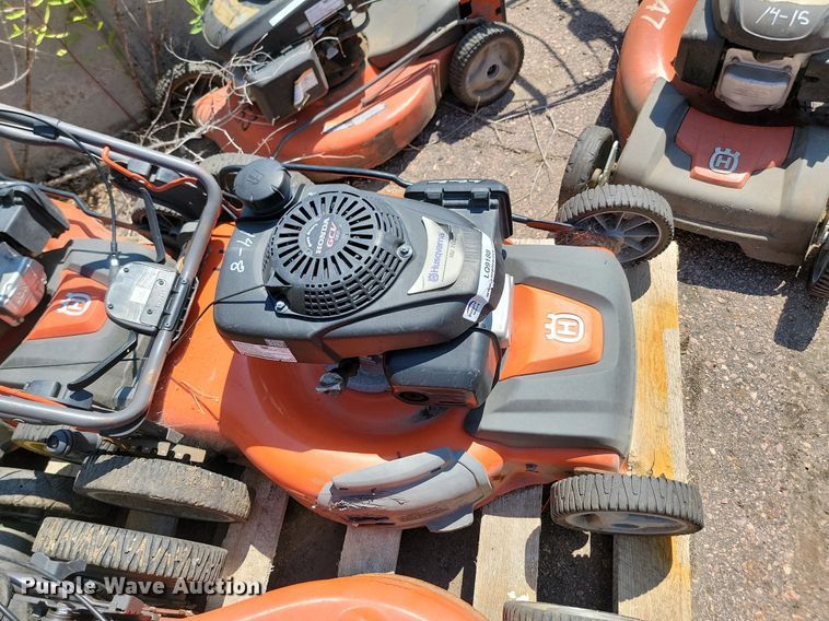 image for item LQ9188 (6) push mowers