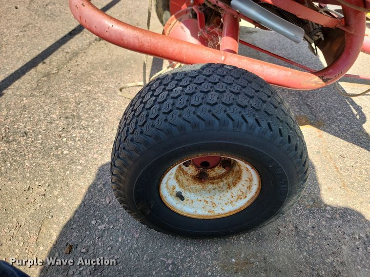 image for item LQ9189 Lely  spreader