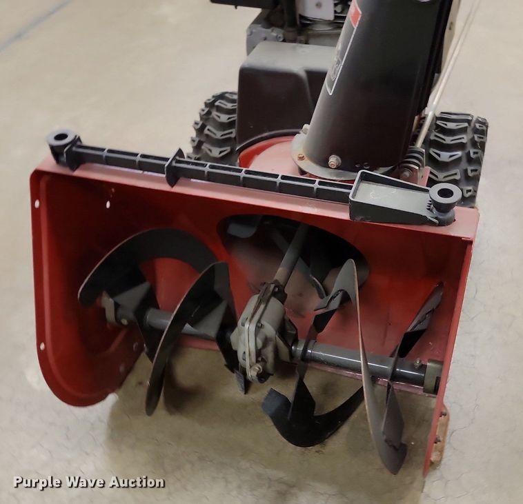 image for item LQ9197 Toro 522 Power Throw  snow blower