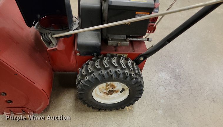 image for item LQ9197 Toro 522 Power Throw  snow blower