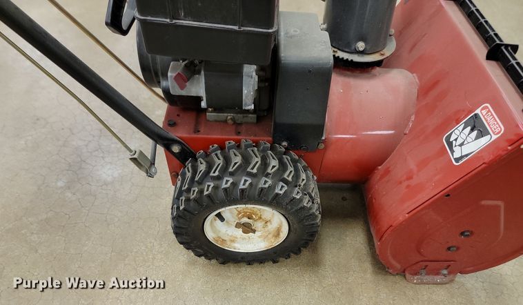 image for item LQ9197 Toro 522 Power Throw  snow blower