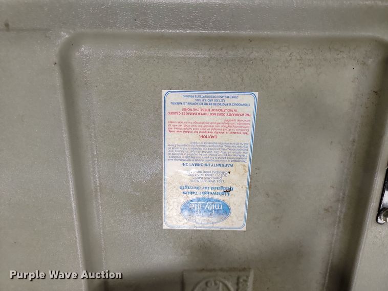 image for item LQ9198 (5) 6' diameter tables