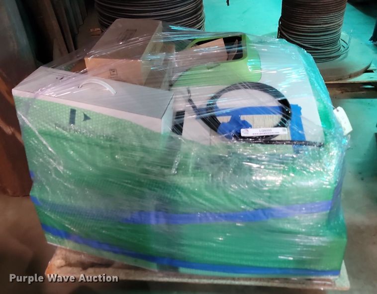 image for item LQ9205 Atomic Absorption spectrometer and sampler