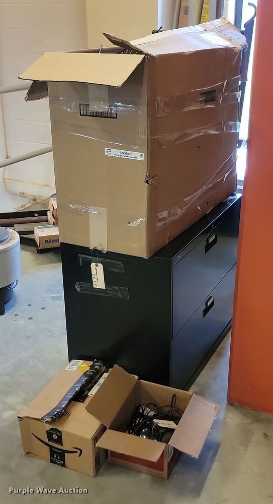 image for item LQ9209 Office supplies and equipment