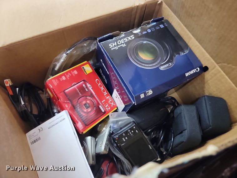 image for item LQ9209 Office supplies and equipment