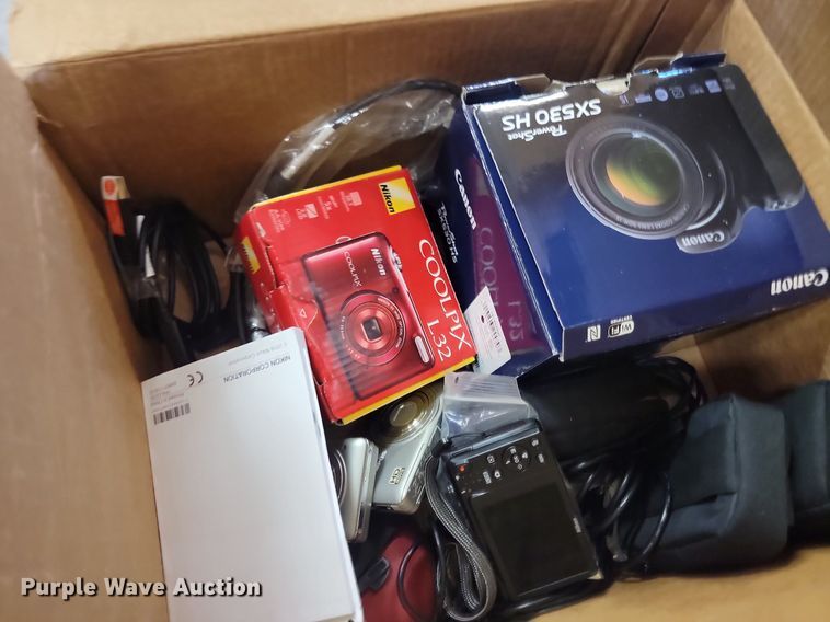 image for item LQ9209 Office supplies and equipment