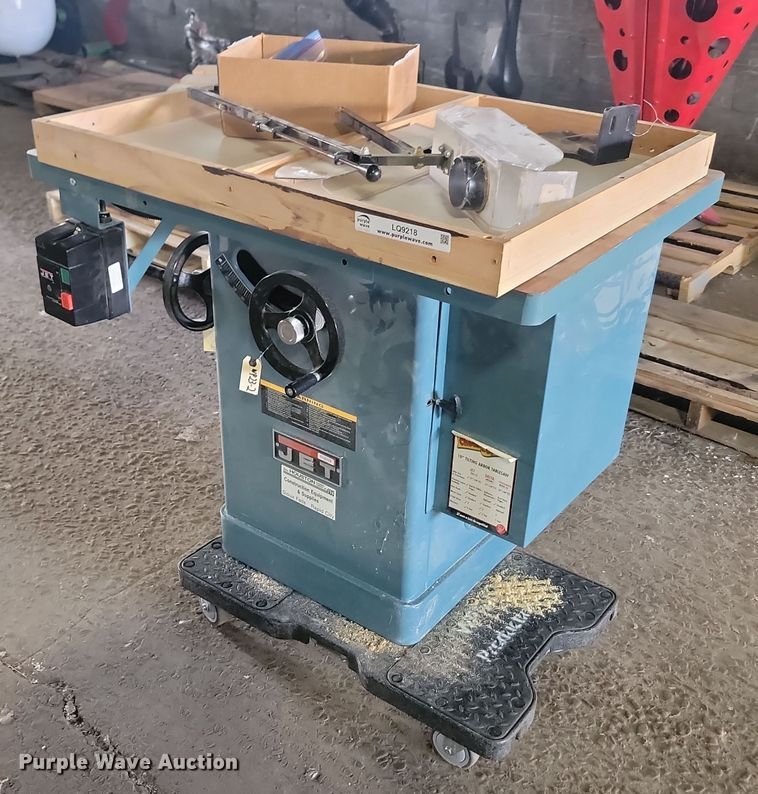 image for item LQ9218 Jet JTAS-10-3  10" tilting arbor saw