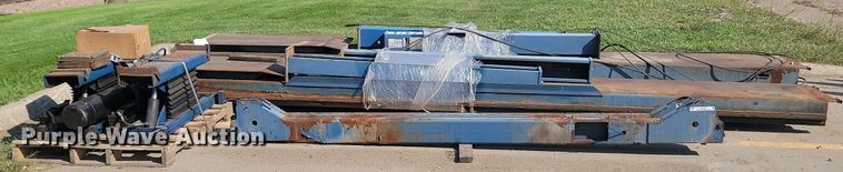 image for item LQ9220 Rotary  four post automotive lift