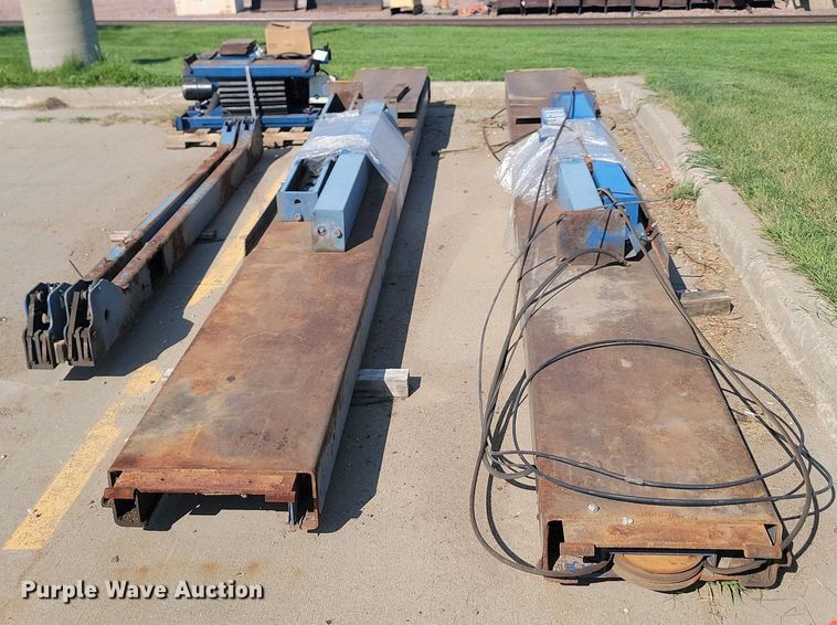 image for item LQ9220 Rotary  four post automotive lift