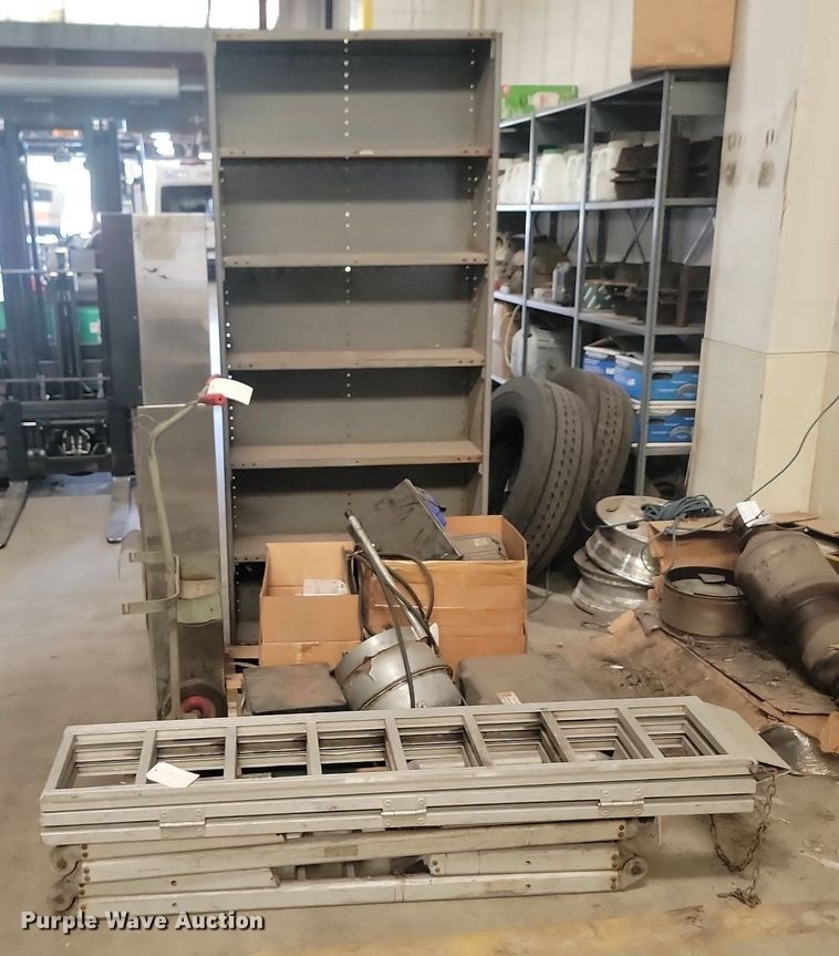 image for item LQ9221 Tools