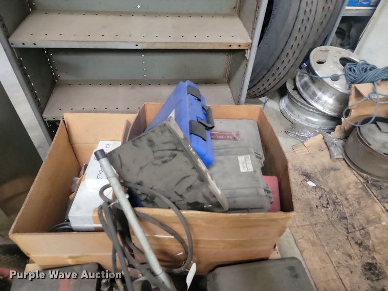 image for item LQ9221 Tools