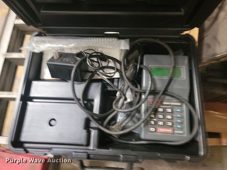 image for item LQ9221 Tools