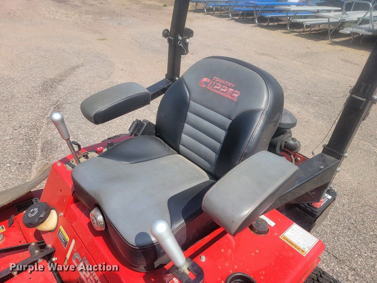 image for item LQ9267 Country Clipper Defender  ZTR lawn mower