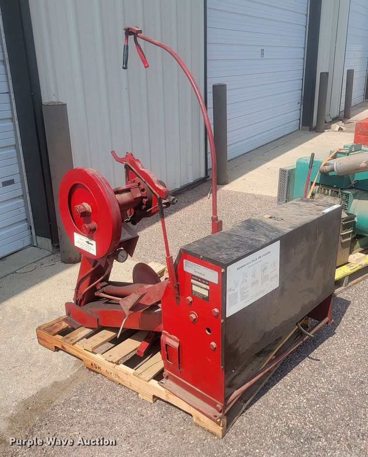 image for item LQ9268 Bushman 931A  tire machine