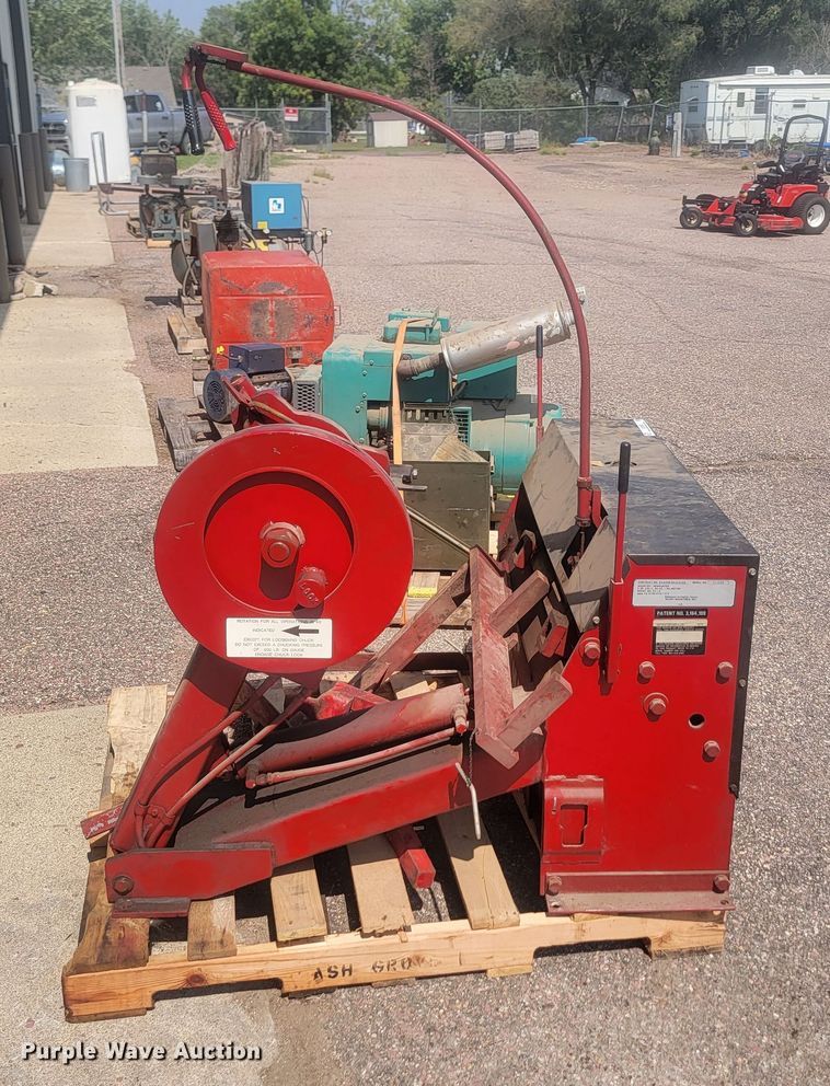 image for item LQ9268 Bushman 931A  tire machine