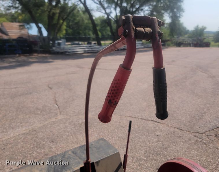 image for item LQ9268 Bushman 931A  tire machine