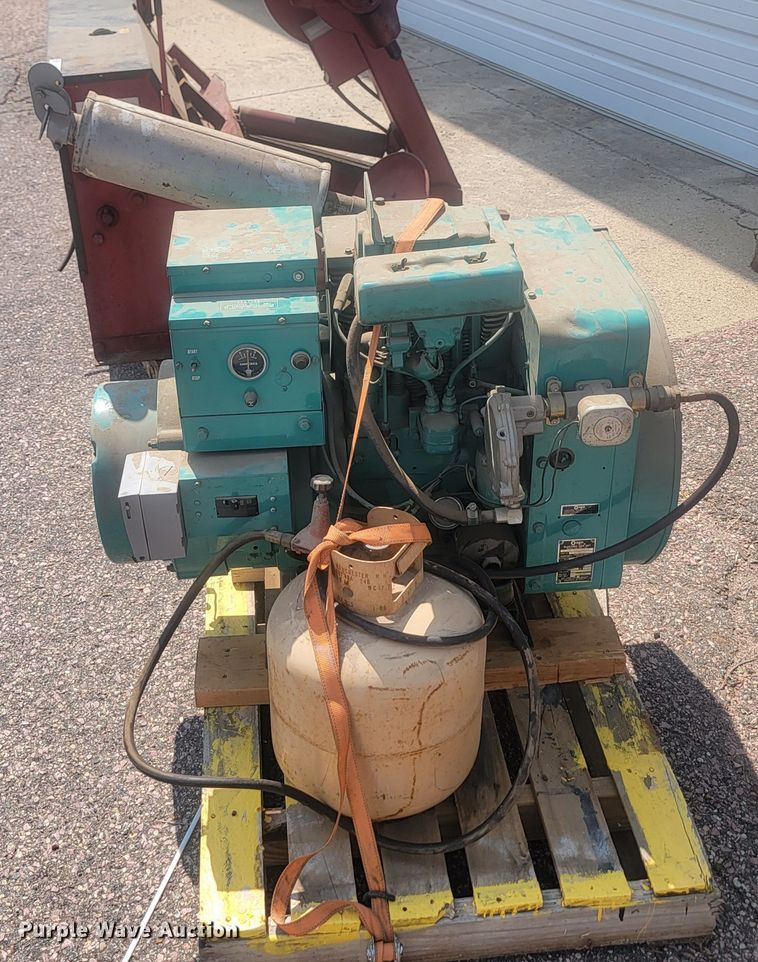 image for item LQ9269 Onan 7.5JB-3CR/8389AB  generator