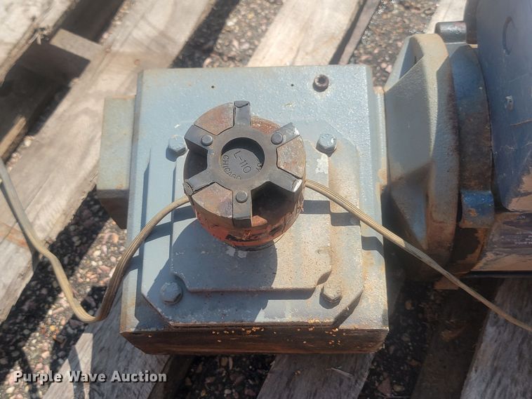 image for item LQ9270 GE Motors  electric motor