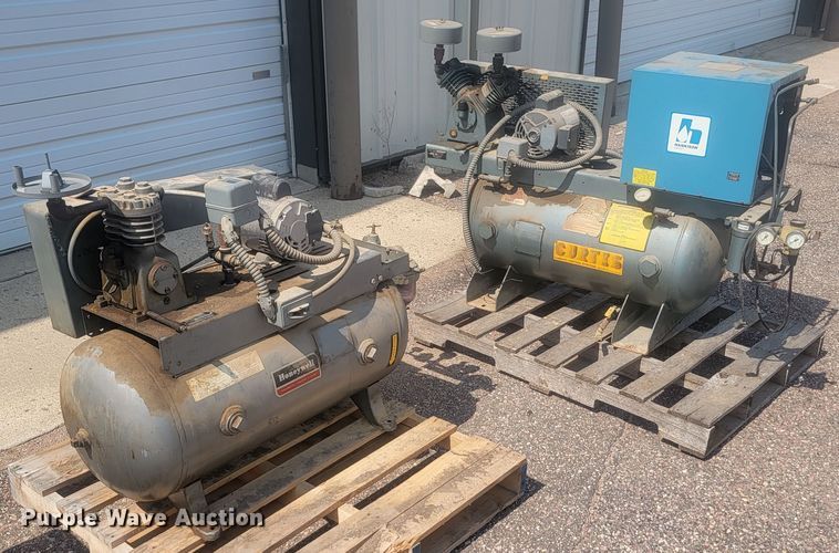 image for item LQ9272 (2) air compressors