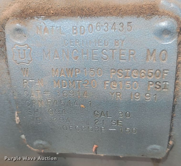 image for item LQ9272 (2) air compressors