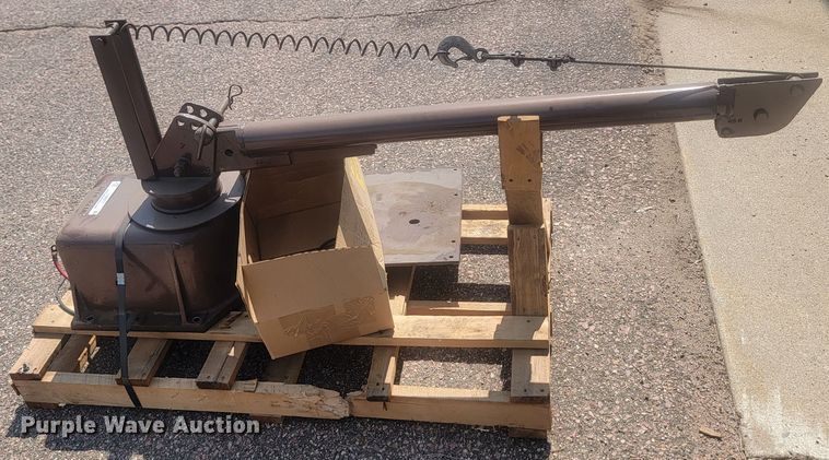 image for item LQ9273 Auto Crane 1500  crane