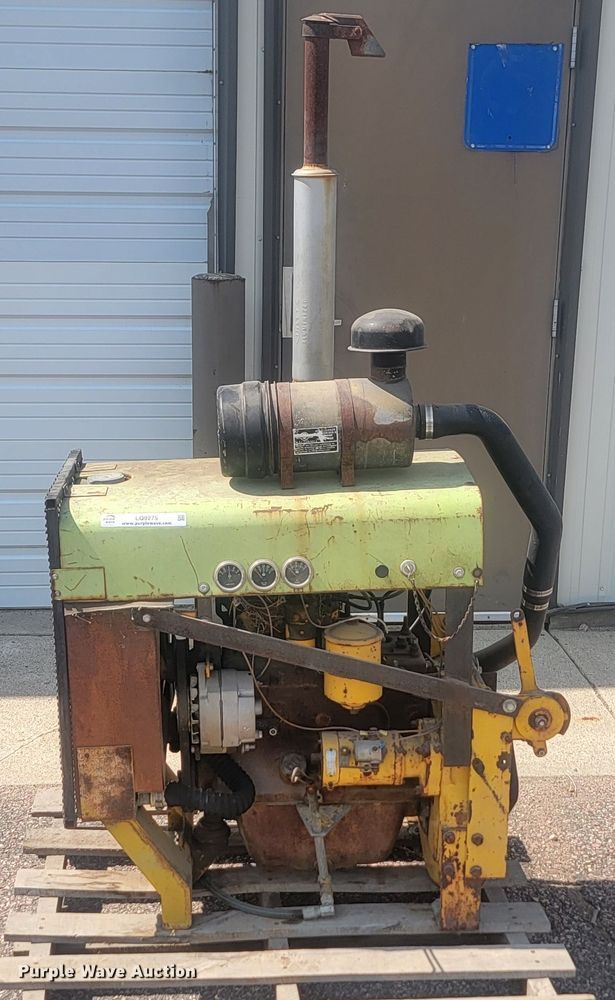 image for item LQ9275 Engine