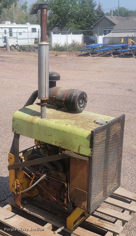 image for item LQ9275 Engine