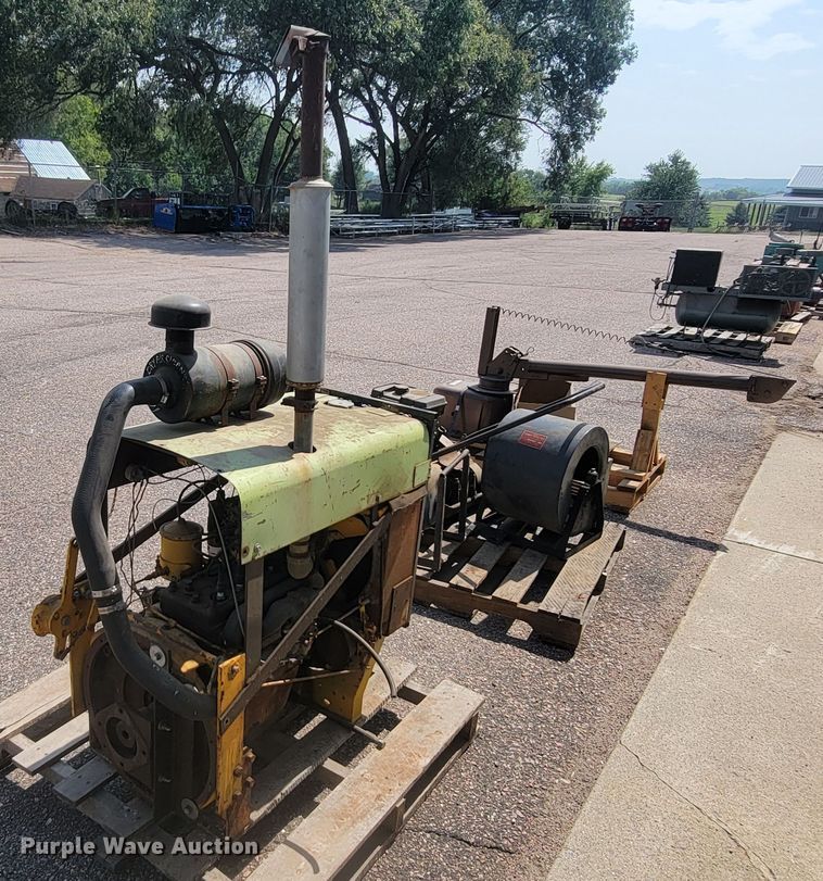 image for item LQ9275 Engine