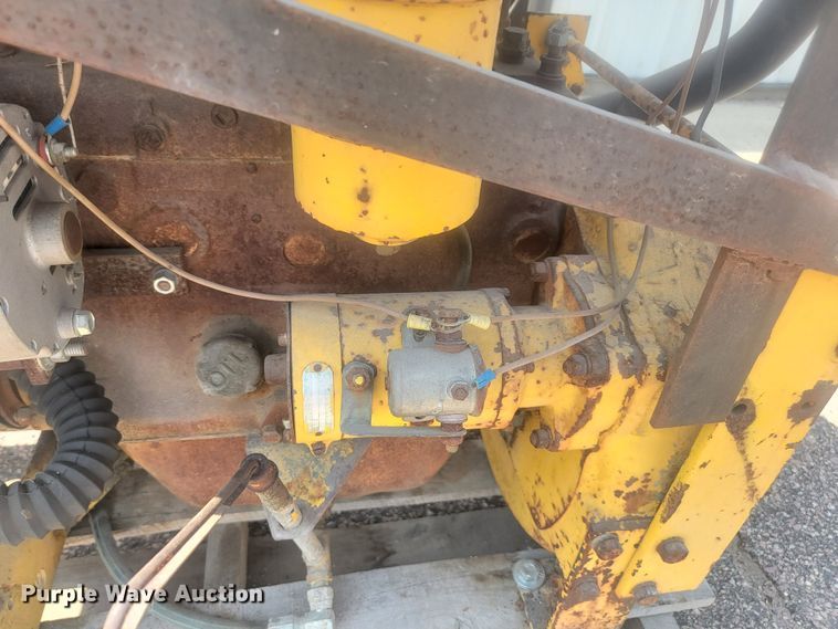 image for item LQ9275 Engine