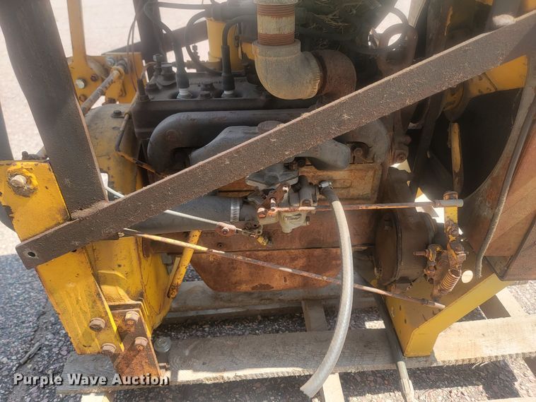 image for item LQ9275 Engine