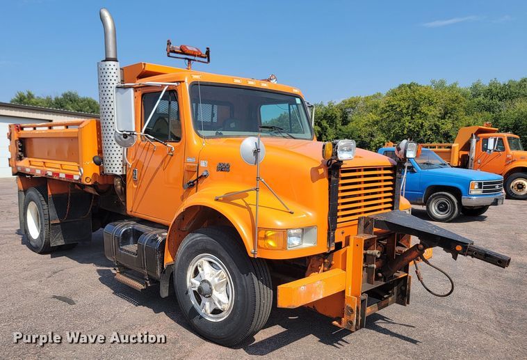 image for item LQ9278 1996 International 4700  dump truck