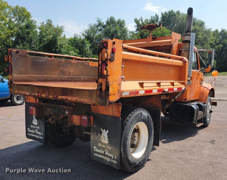 image for item LQ9278 1996 International 4700  dump truck