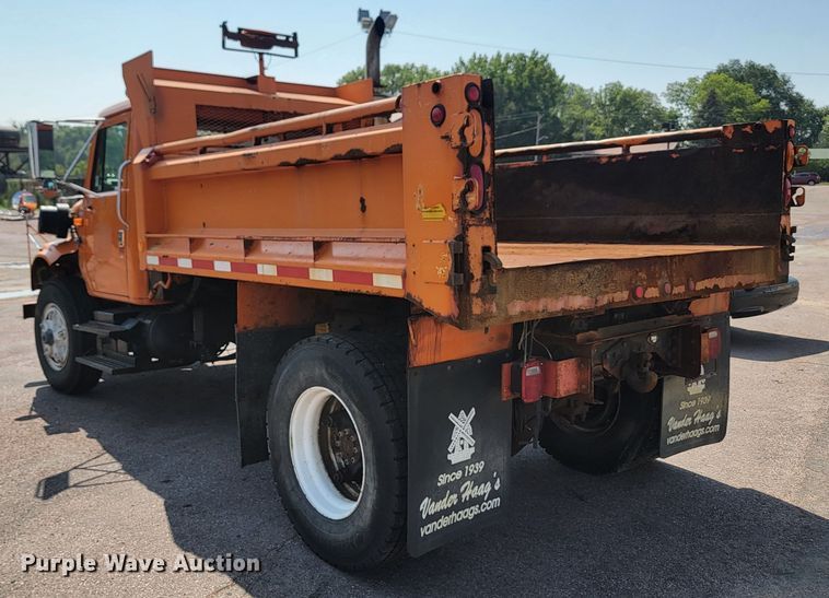 image for item LQ9278 1996 International 4700  dump truck