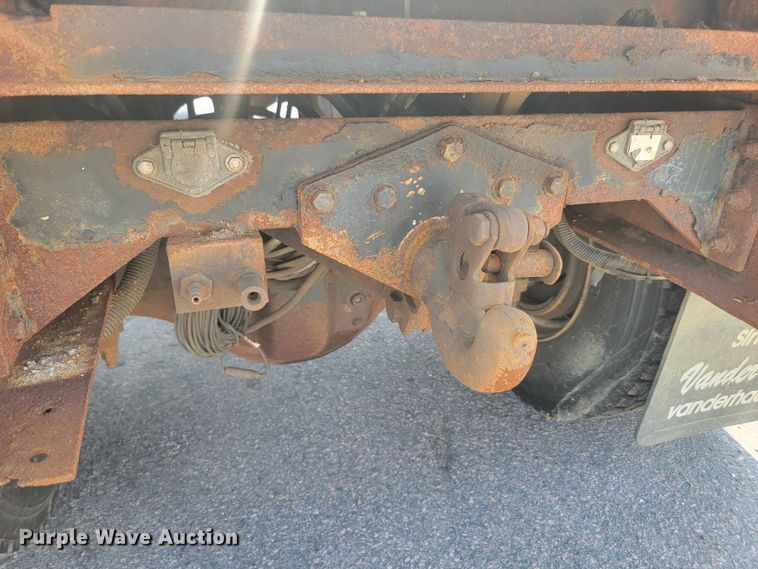 image for item LQ9278 1996 International 4700  dump truck