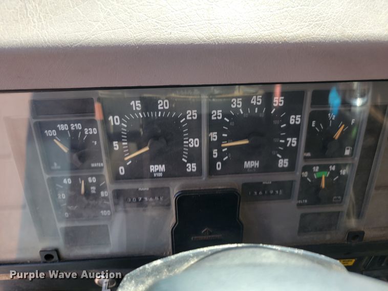 image for item LQ9278 1996 International 4700  dump truck