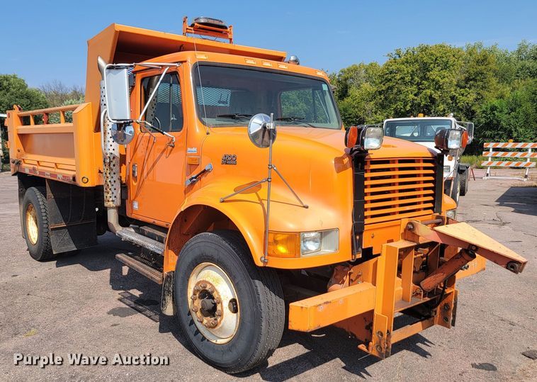 image for item LQ9279 1998 International 4700  dump truck