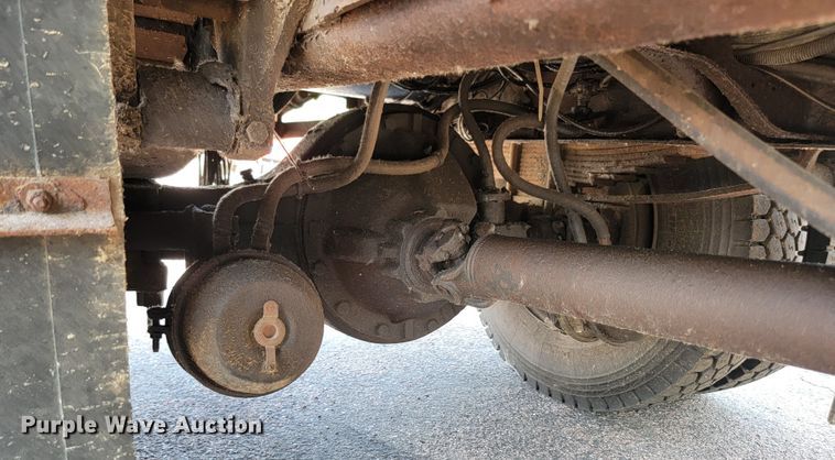 image for item LQ9279 1998 International 4700  dump truck