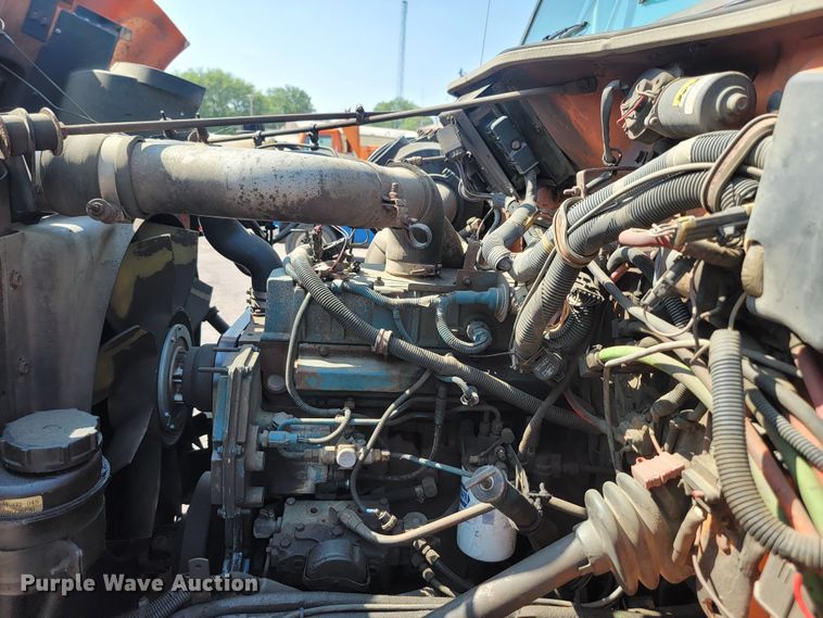 image for item LQ9279 1998 International 4700  dump truck